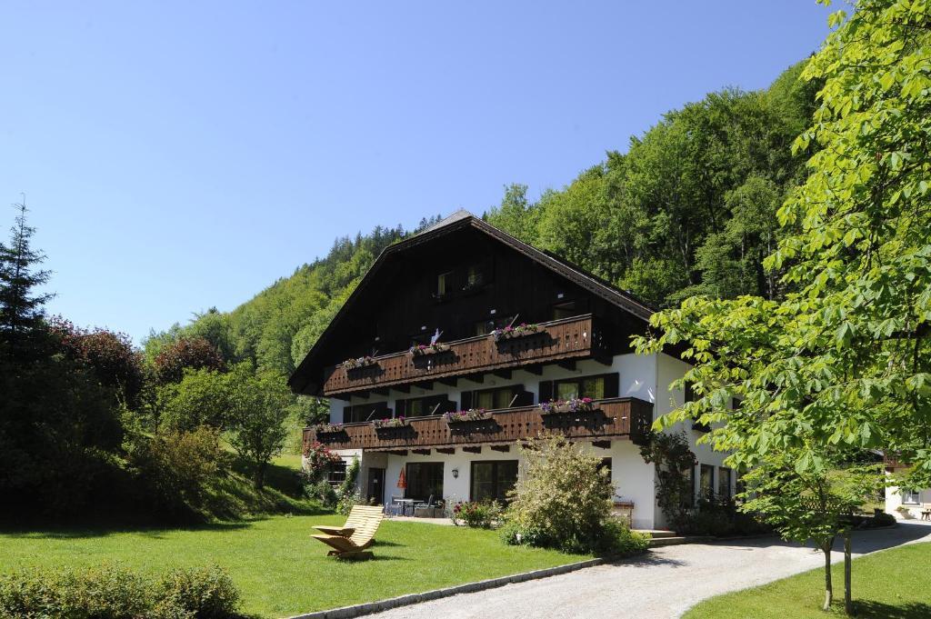 Hotel & Gasthof Fuerberg Санкт-Гільген Екстер'єр фото