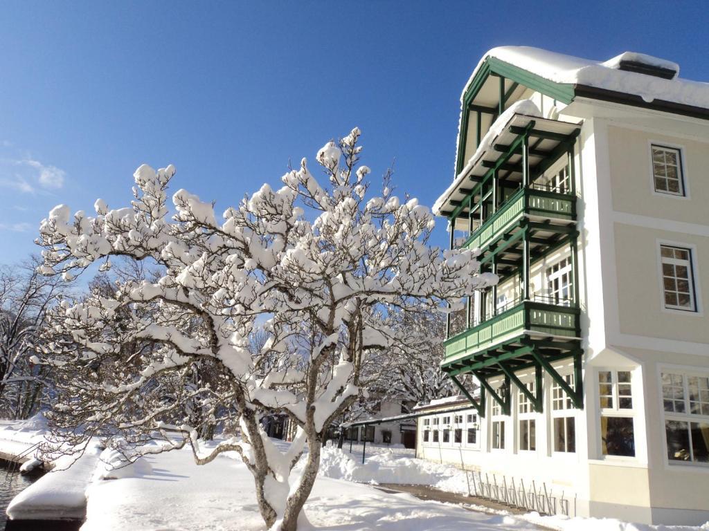 Hotel & Gasthof Fuerberg Санкт-Гільген Екстер'єр фото